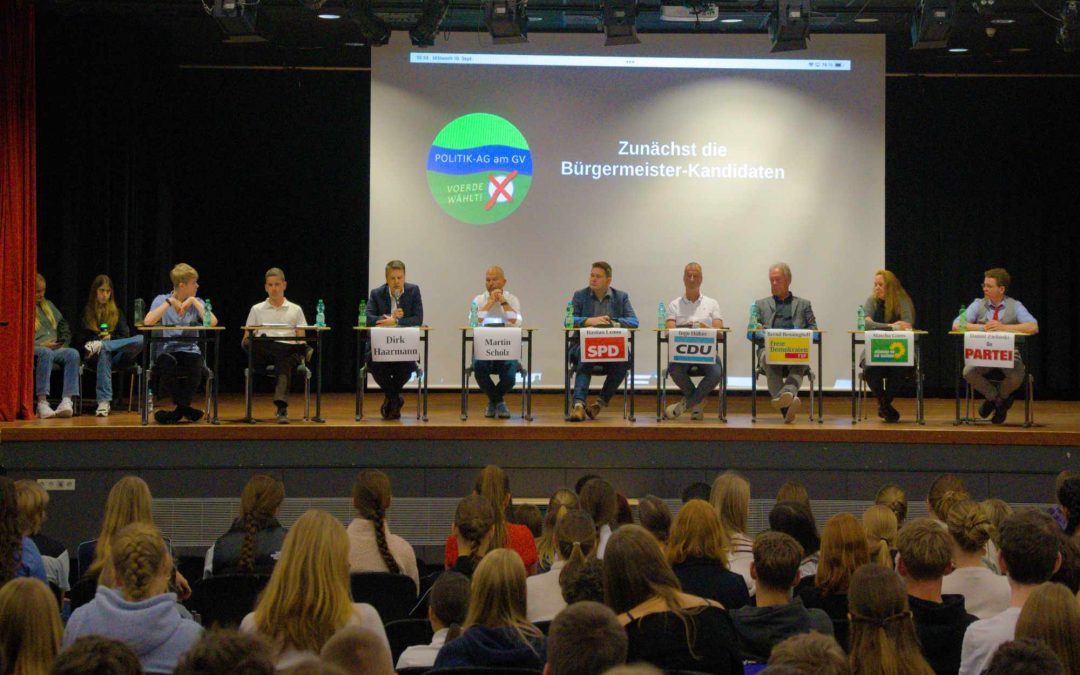 Podiumsrunde im Gymnasium Voerde zur Kommunalwahl